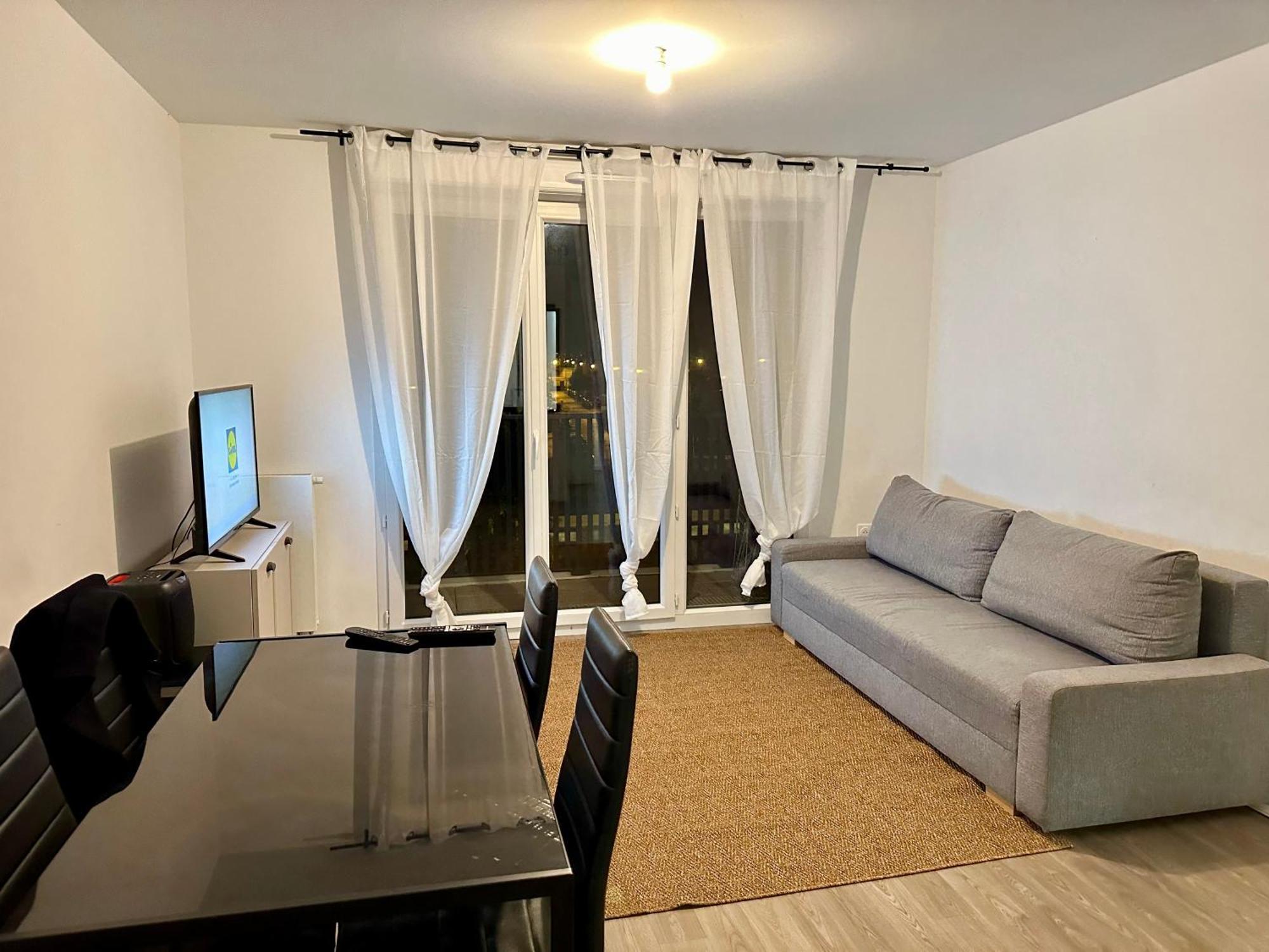 T3 65 M2 Avec Parking 15 Mns Paris By Immo Kit Bnb Gagny Eksteriør billede